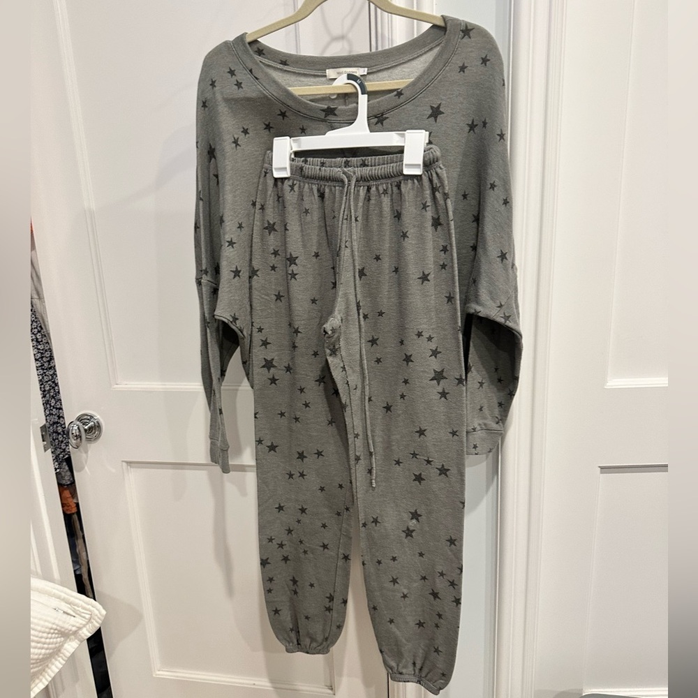 Mod Goddess Grey Star Sweat Set
